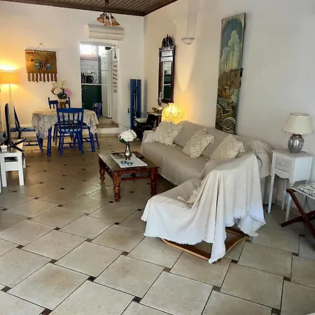 Сasa de vacaciones Joanna Seaside House Meganisi